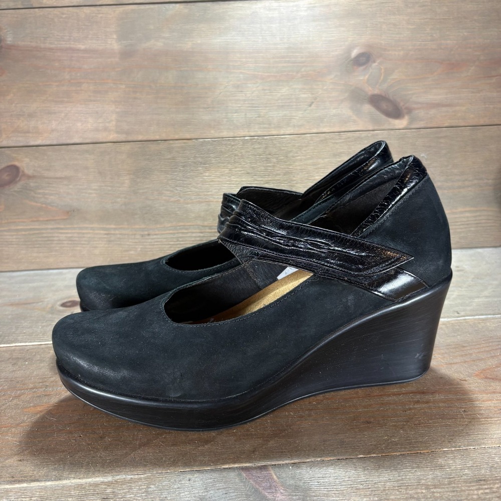 Naot Womens size 7 shoes Black Leather Strap Mary Jane Wedge wedge pumps